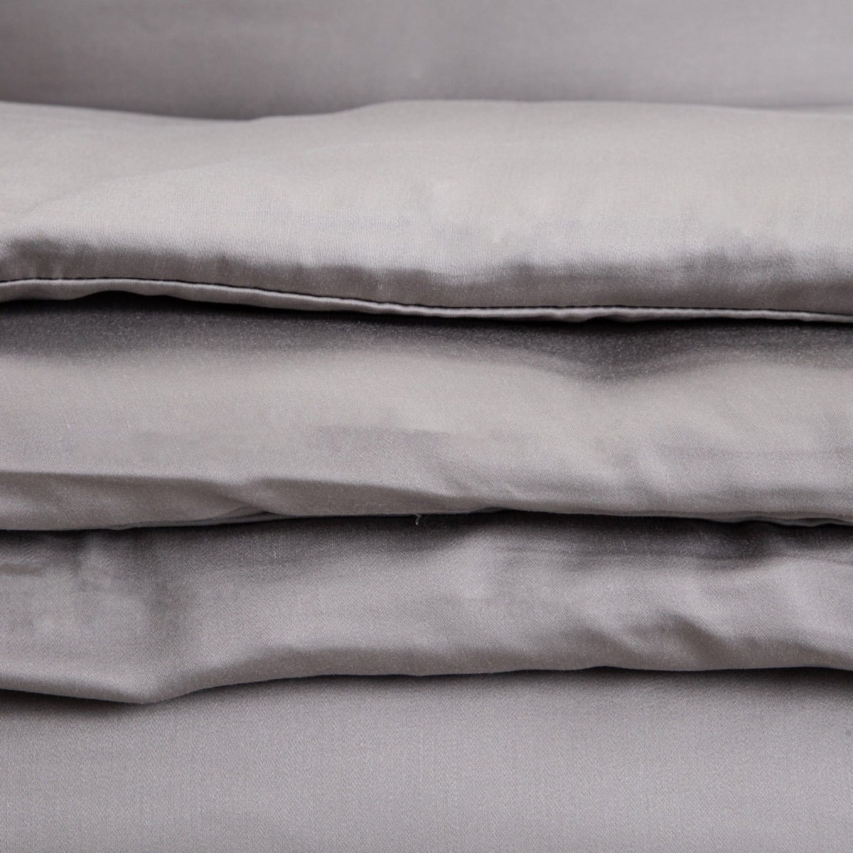Pościel BAMSA gładka z satyny bambusowej szara 220x200 + 2*50x60 cm