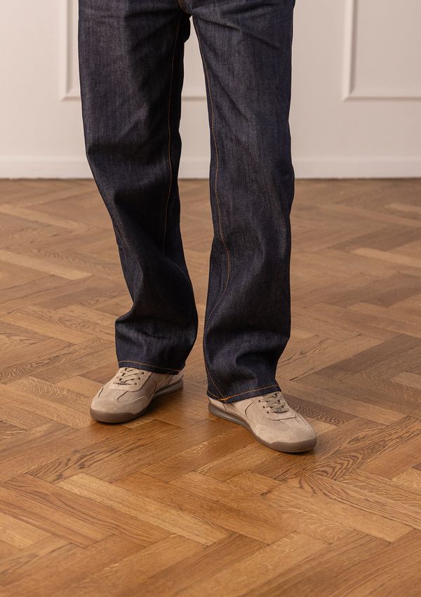 Manfield Beige suède sneakers