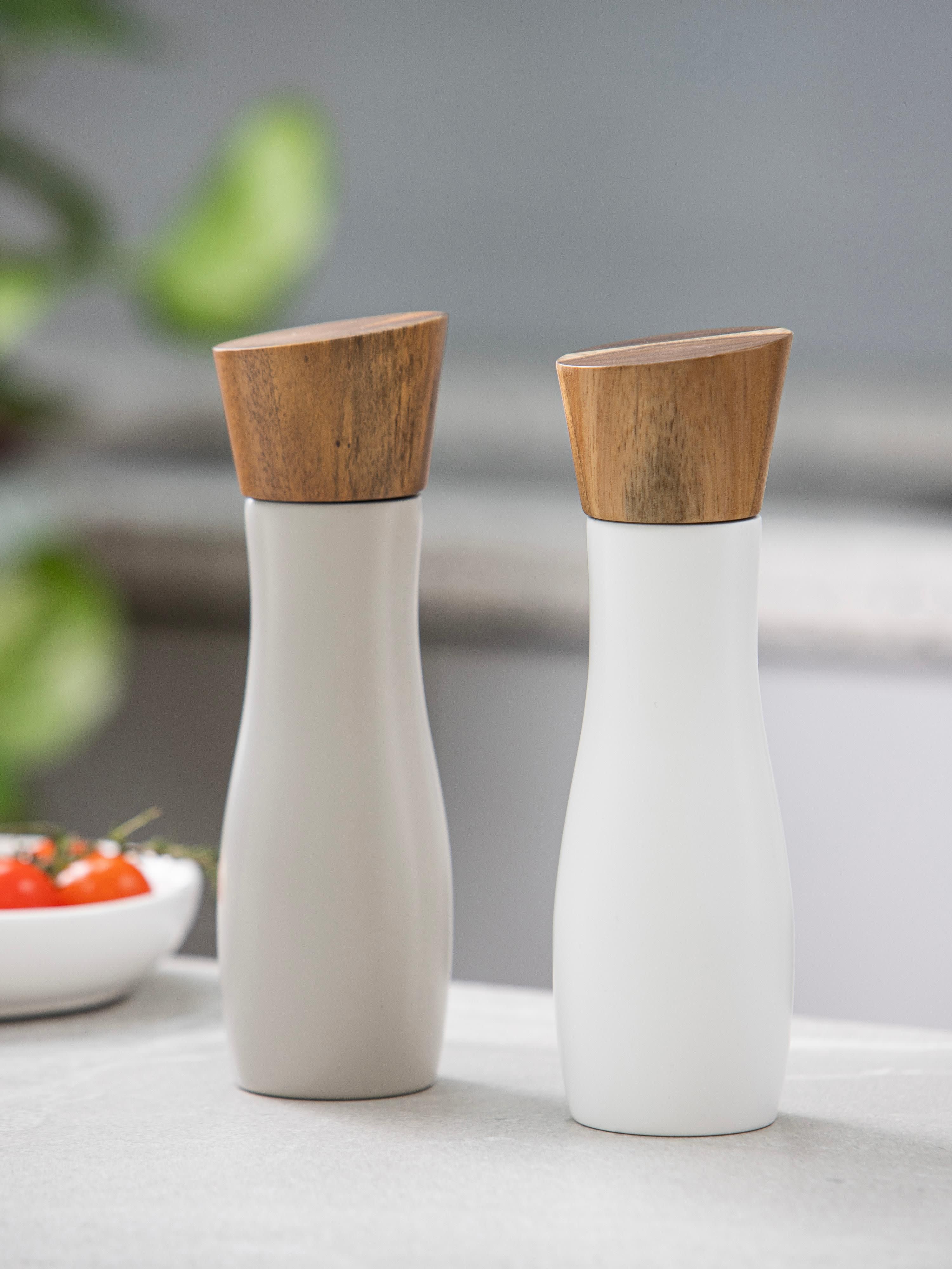 Salz- und Pfeffermühlen Essentials mit Akazienholz-Deckel, 2er-Set