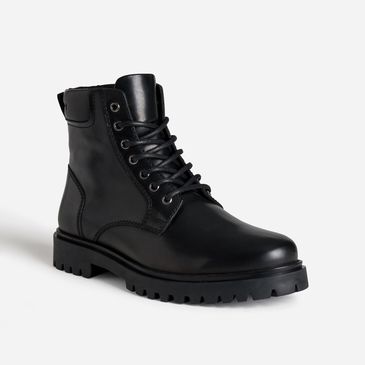 Boots à lacet noir cranté en cuir