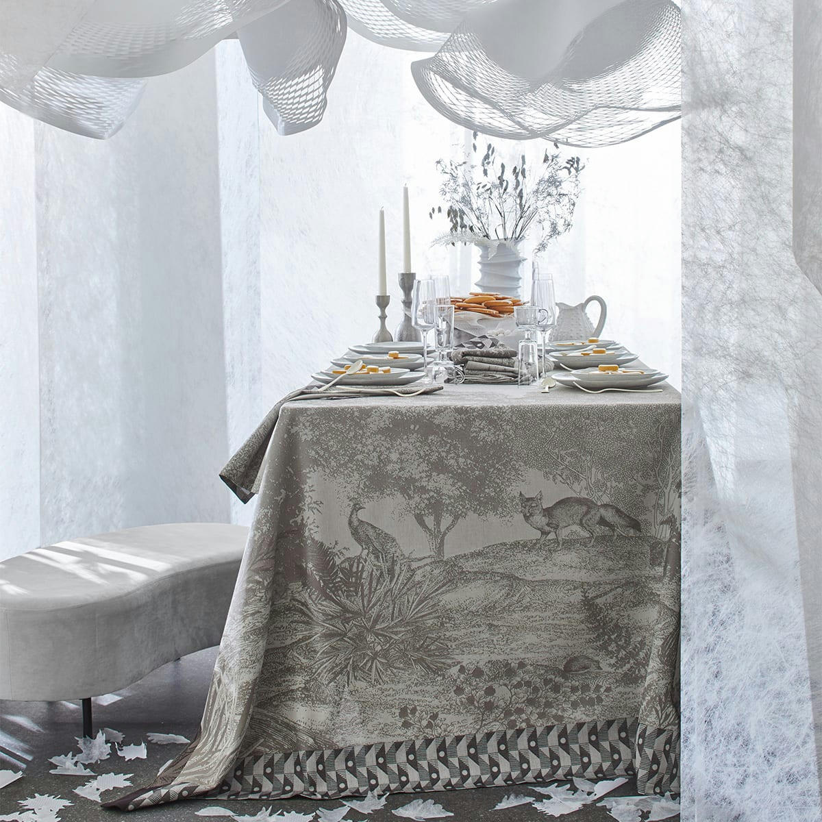 FORÊT ENCHANTÉE - Nappe en coton argent 175 x 175