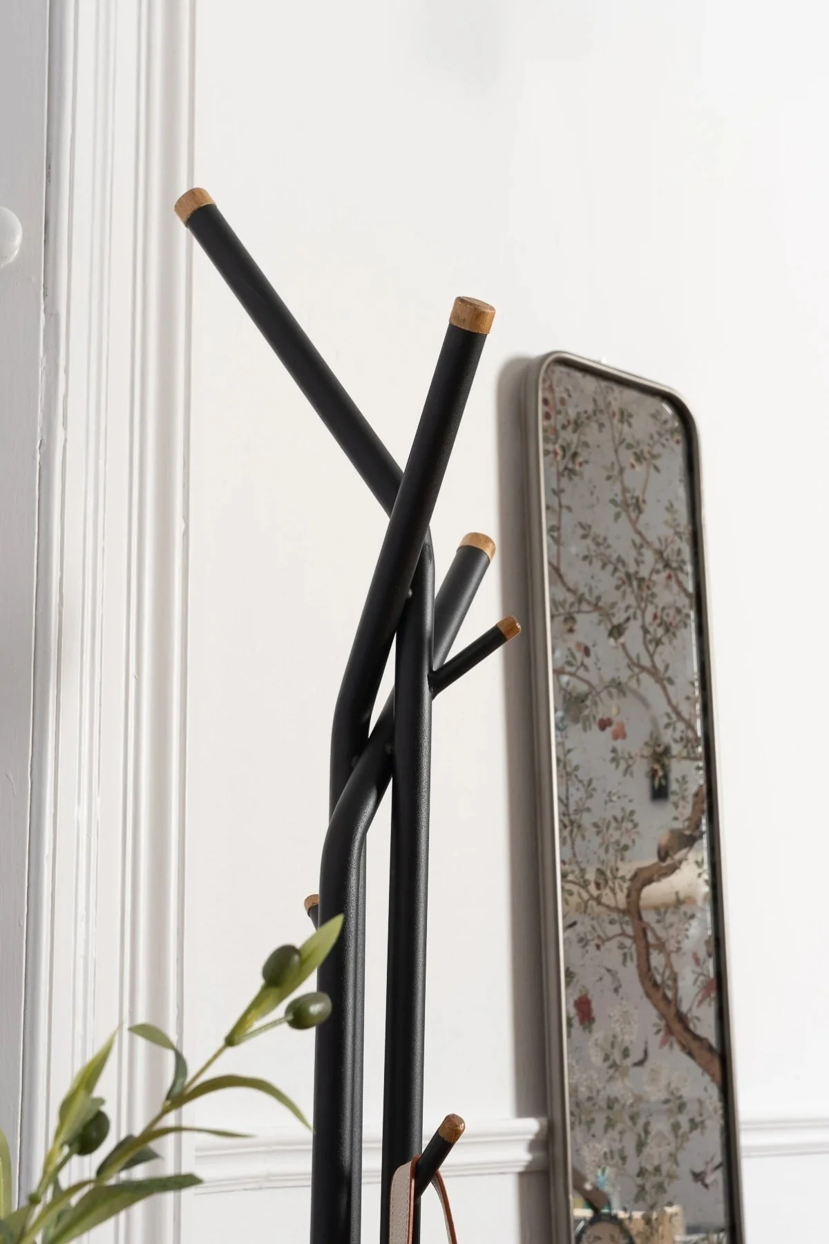 Black Scott Coat Stand