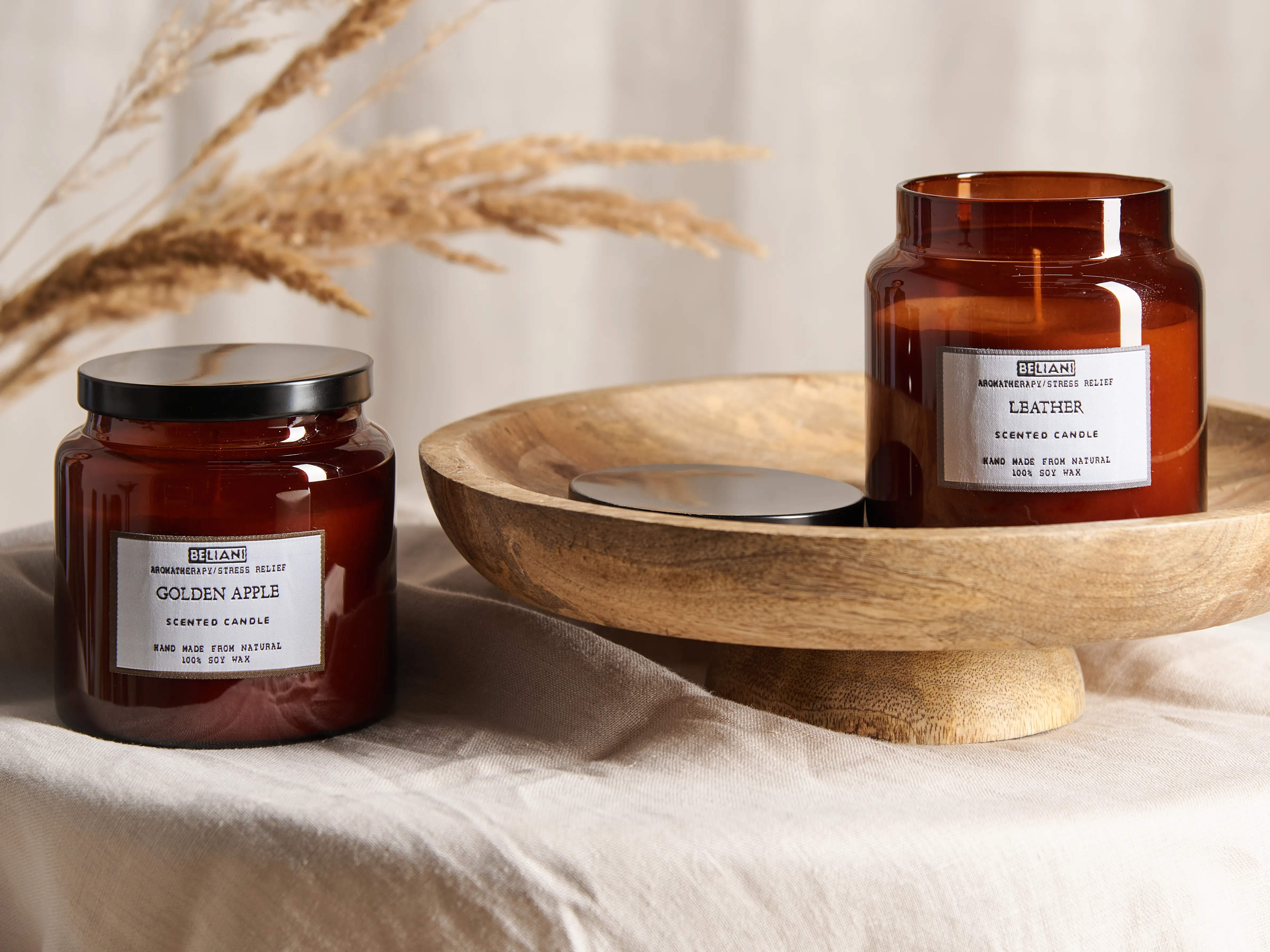 Set of 2 Scented Candles ABSOLUTE ALCHEMY Soy Wax Fruity Notes Fresh Notes
