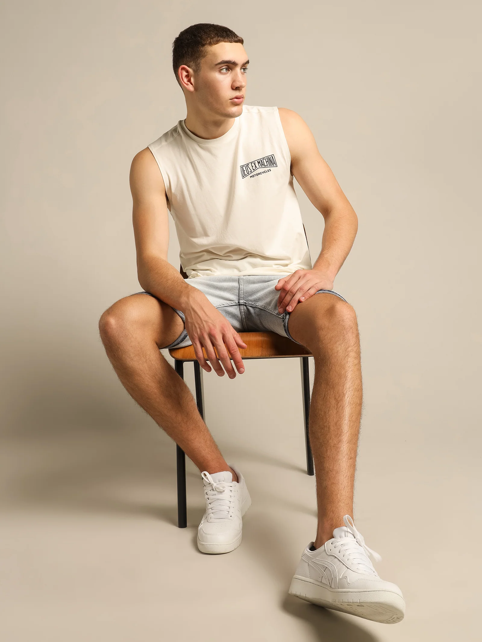Leader Muscle Shirt