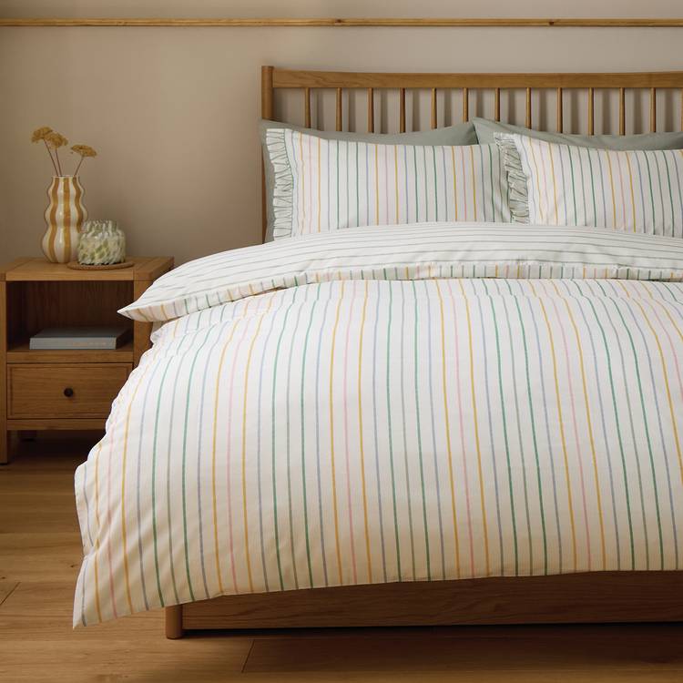 Habitat Multi Stripe Ruffle White Bedding Set - Single