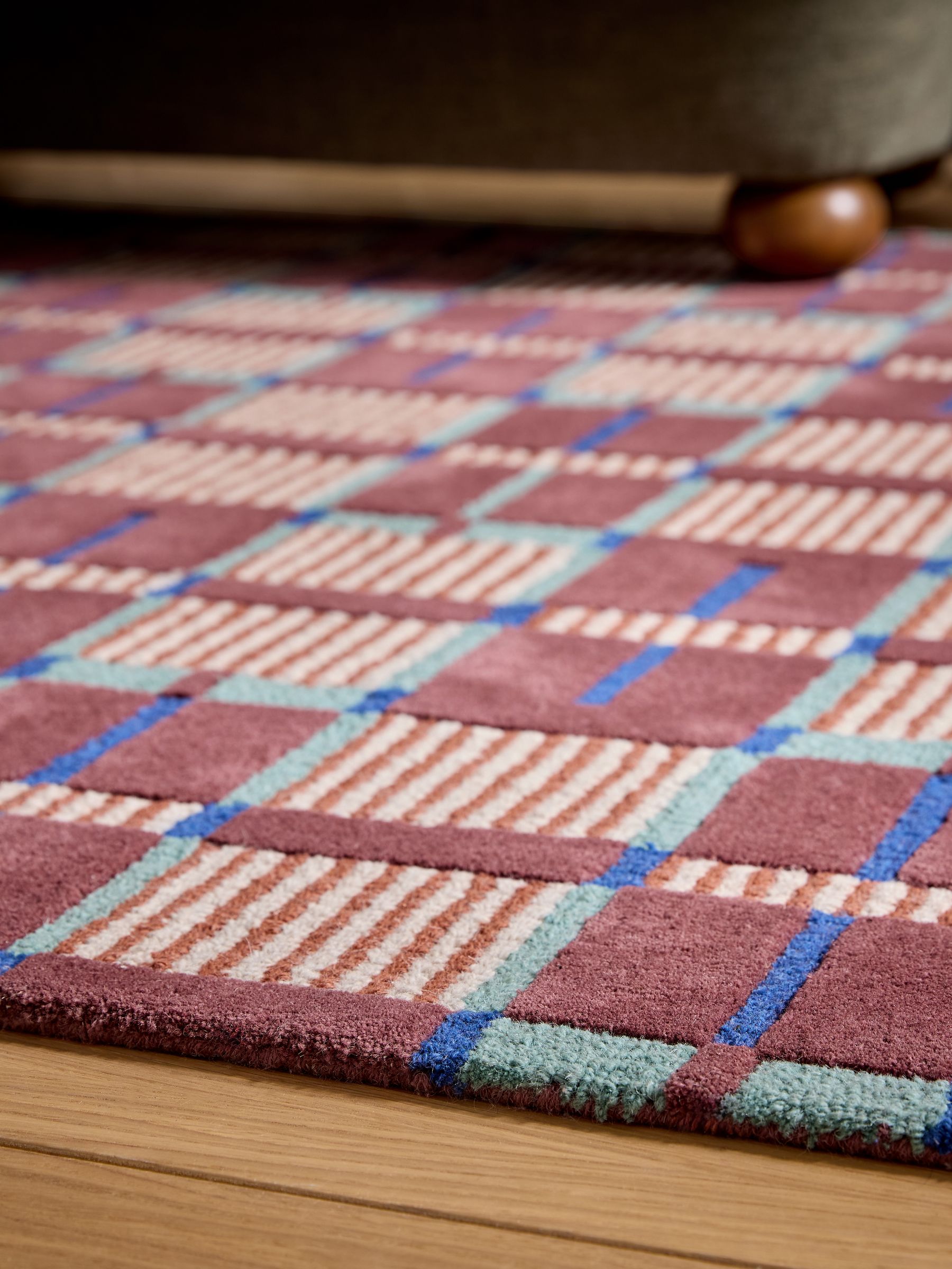 Liesel Wool Tufted Rug in Multi