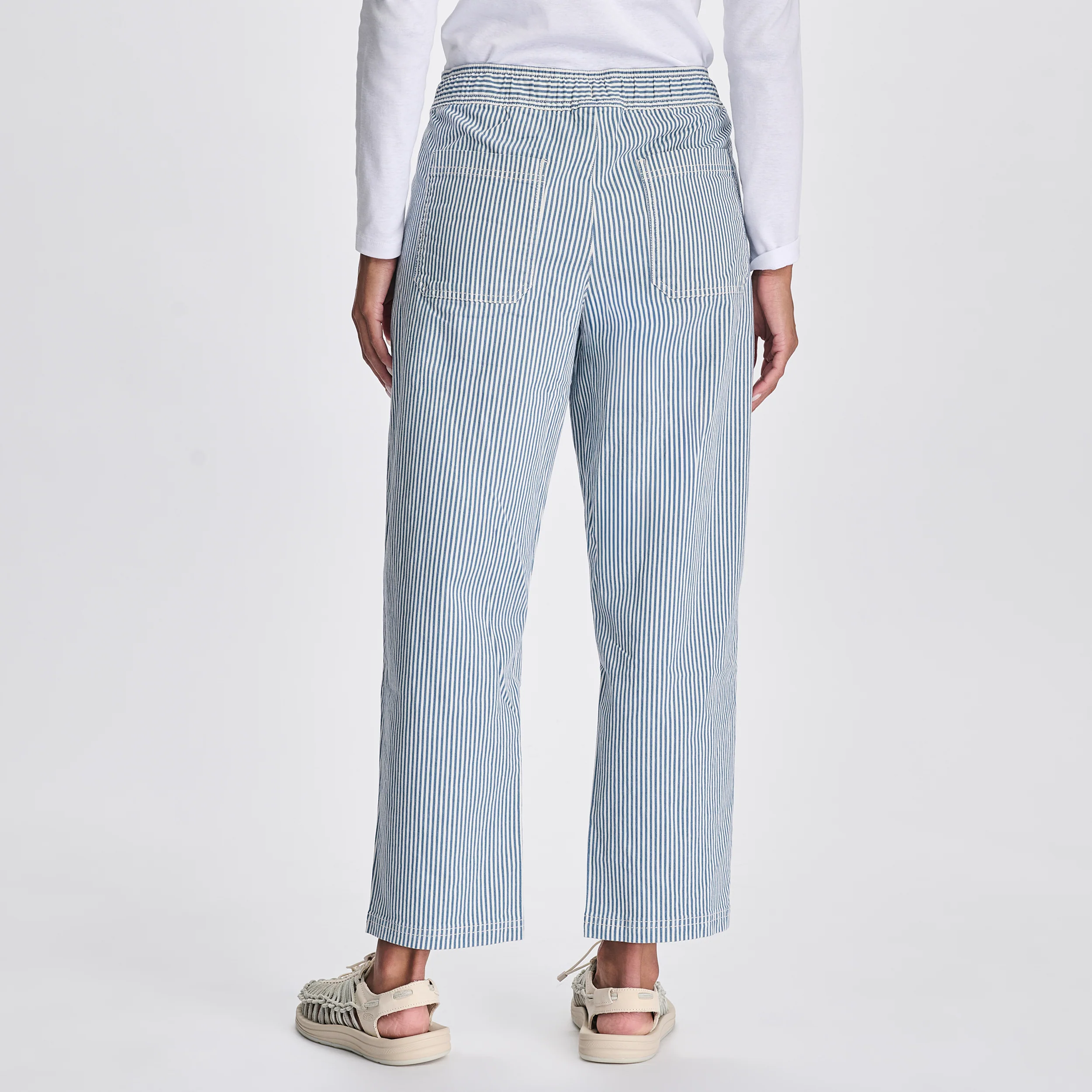 Women's Softened Legend Wash Tie Front Pants
