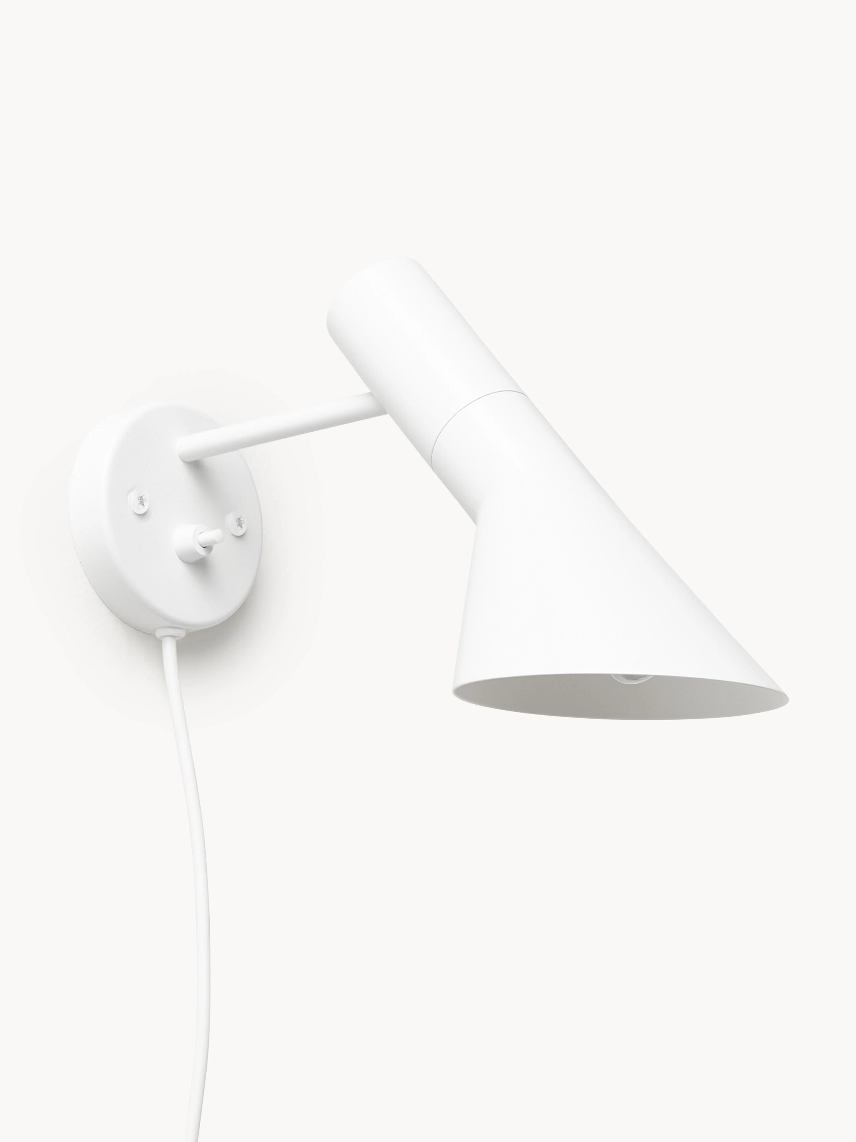 Wandleuchte AJ mit Stecker