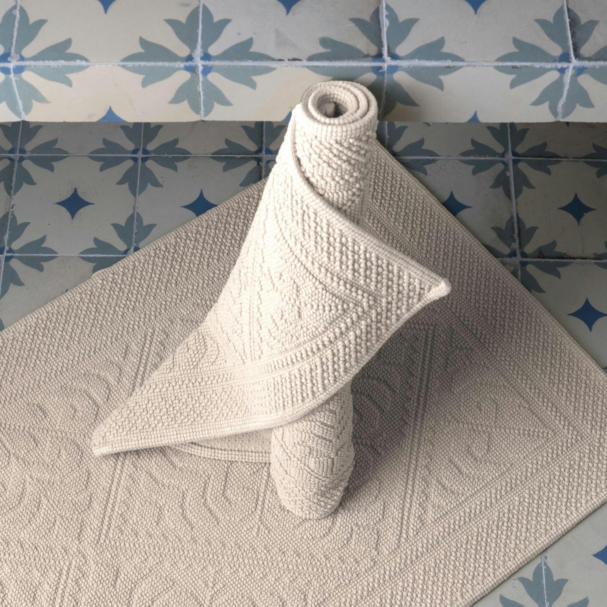 ENZO - Tapis de Bain  en coton ciment 54 x 110