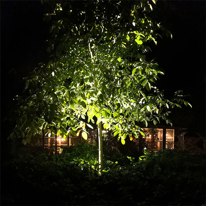Onyx - LED Garden Plug & Play
