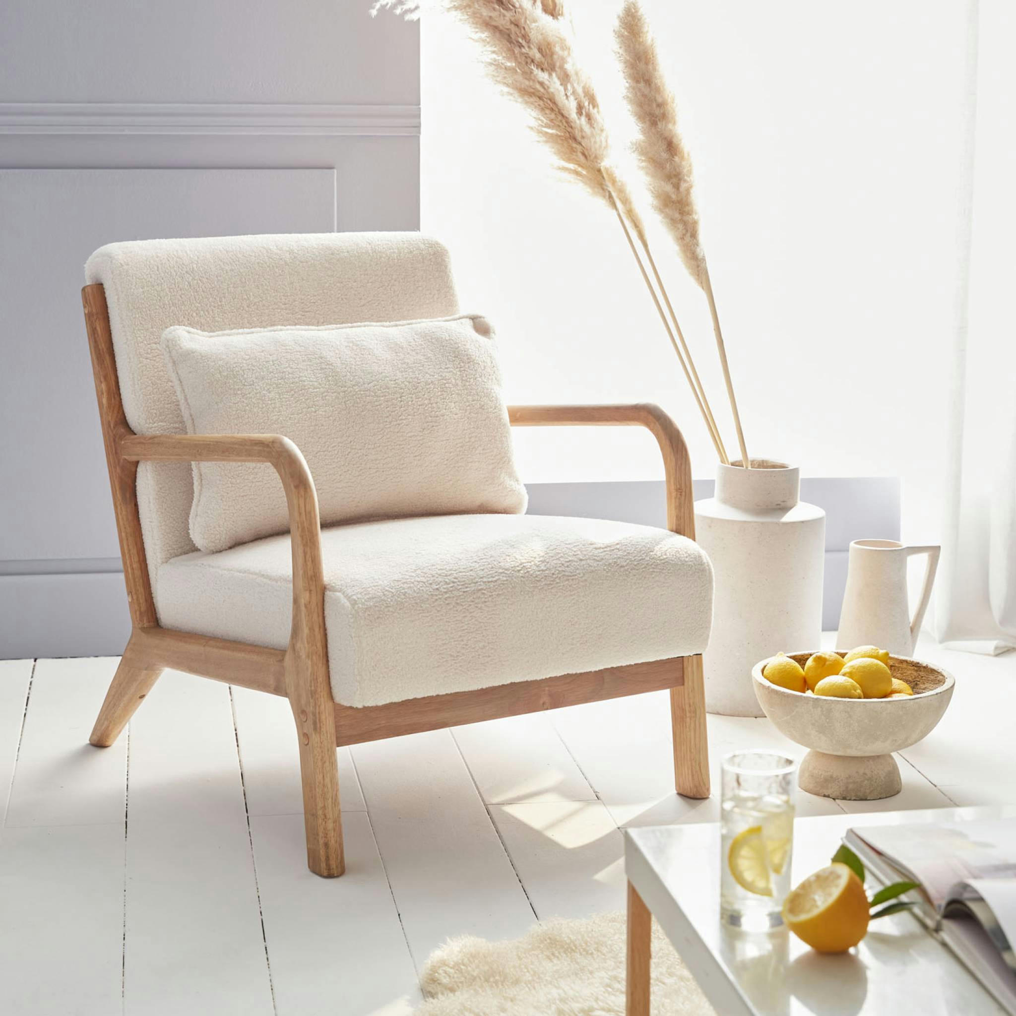 LORENS - Fauteuil à bouclettes blanches en bois et tissu