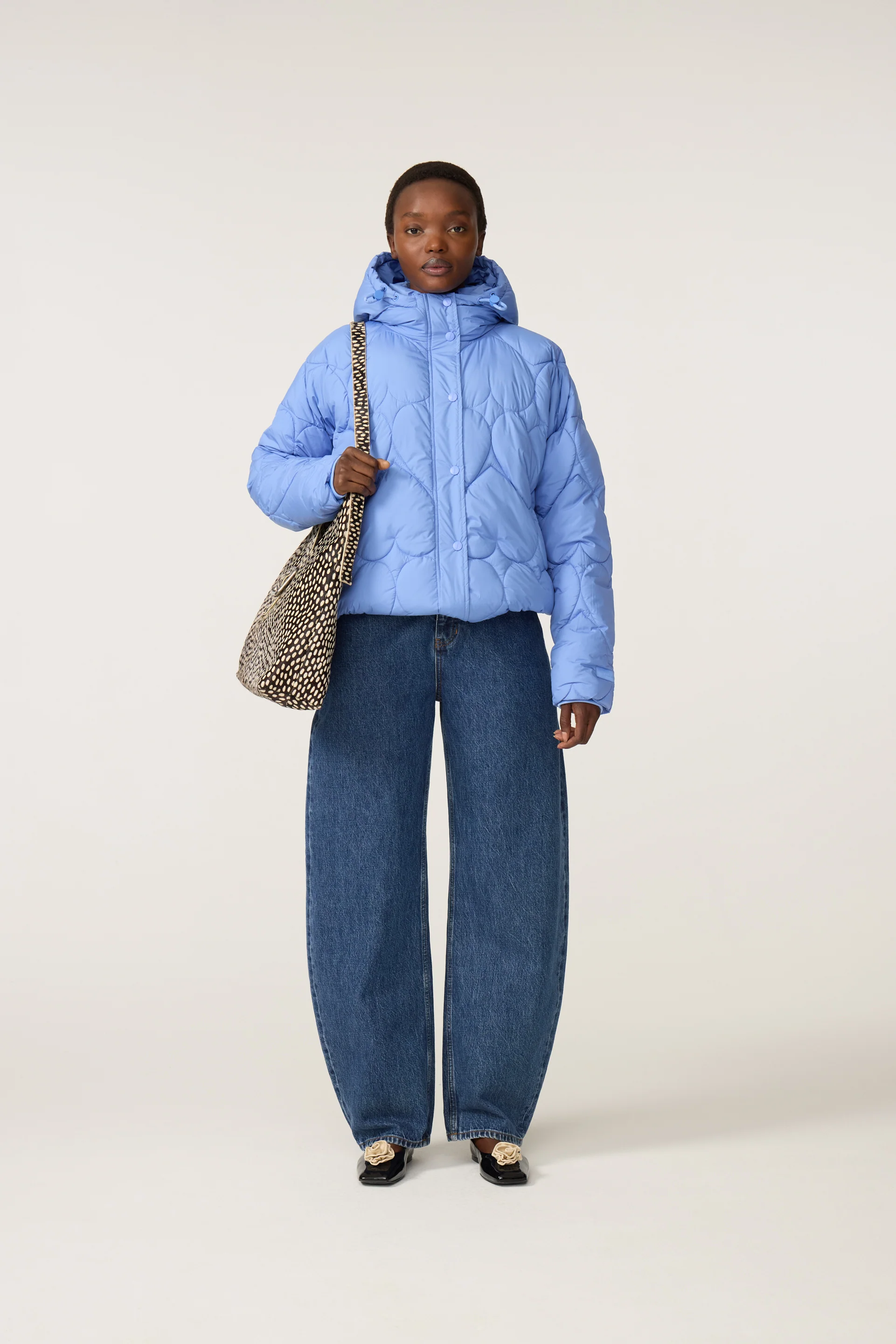 Prisca Puffer | Riad Blue