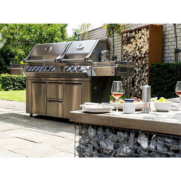 Barbecue gaz Prestige PRO 825   Sizzle Zone   Réchaud   Brûleur arrière IR - Napoléon