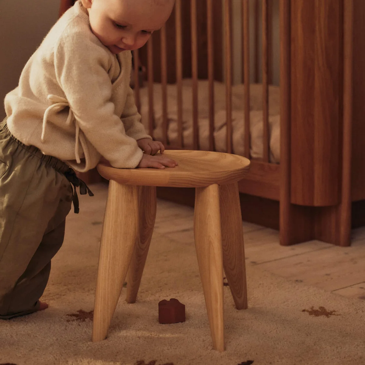 Ferm Living - Feve Kinderhocker, Esche natur