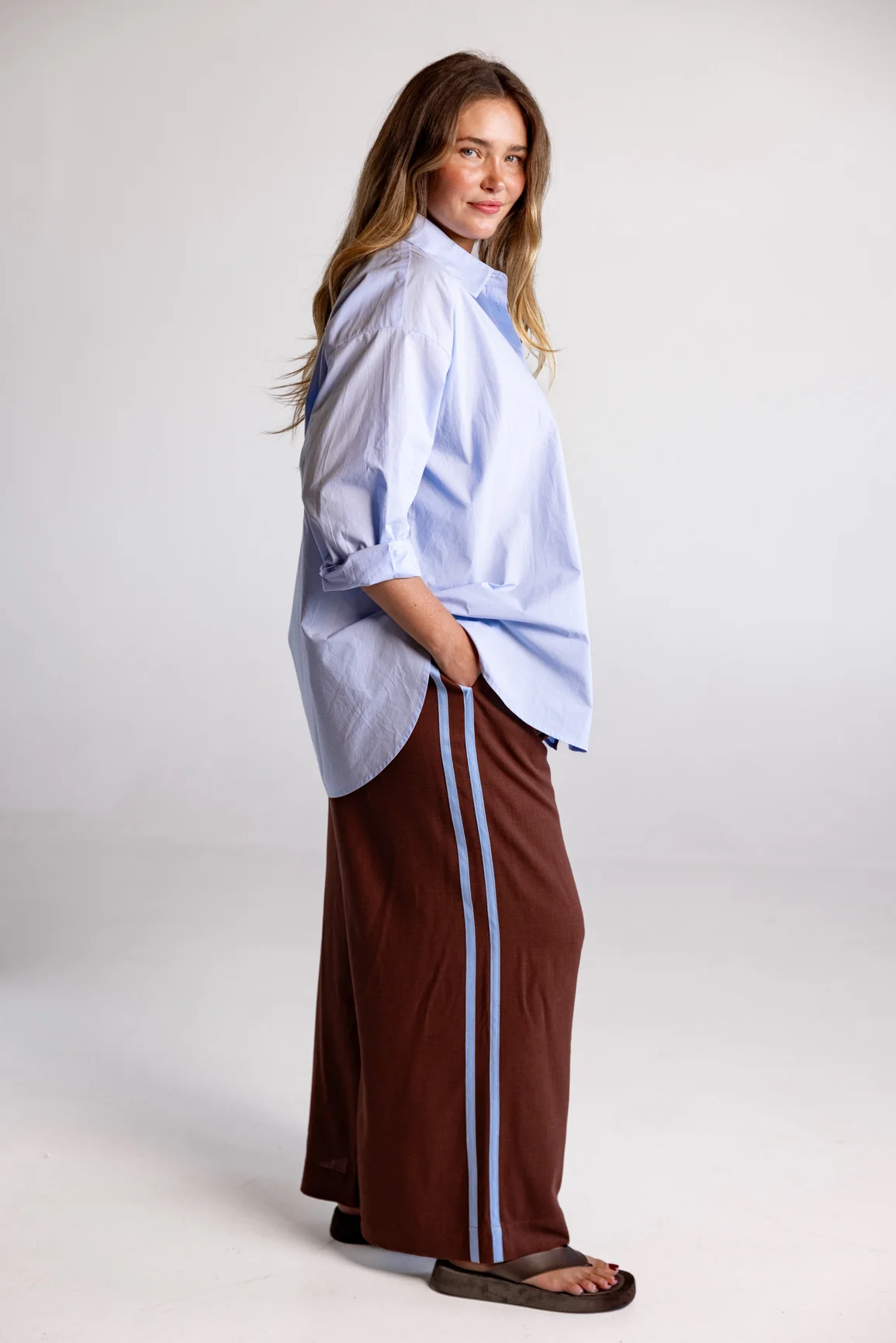 Side Stripe Linen Blend Pants in Dark Chocolate & Baby Blue