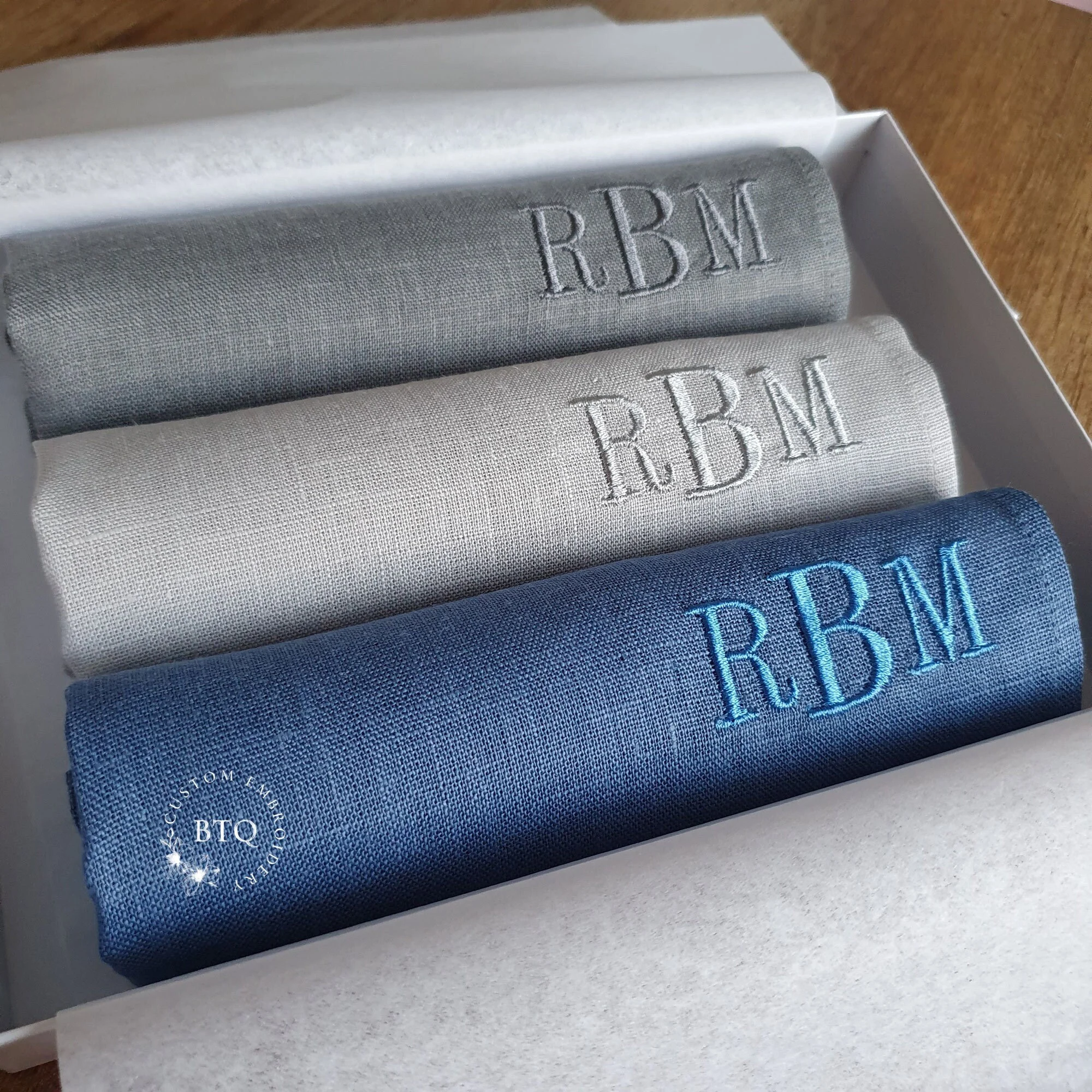 Monogrammed linen handkerchief | Personalized hankie for men| Reusable organic handkerchiefs| Custom hankerchief