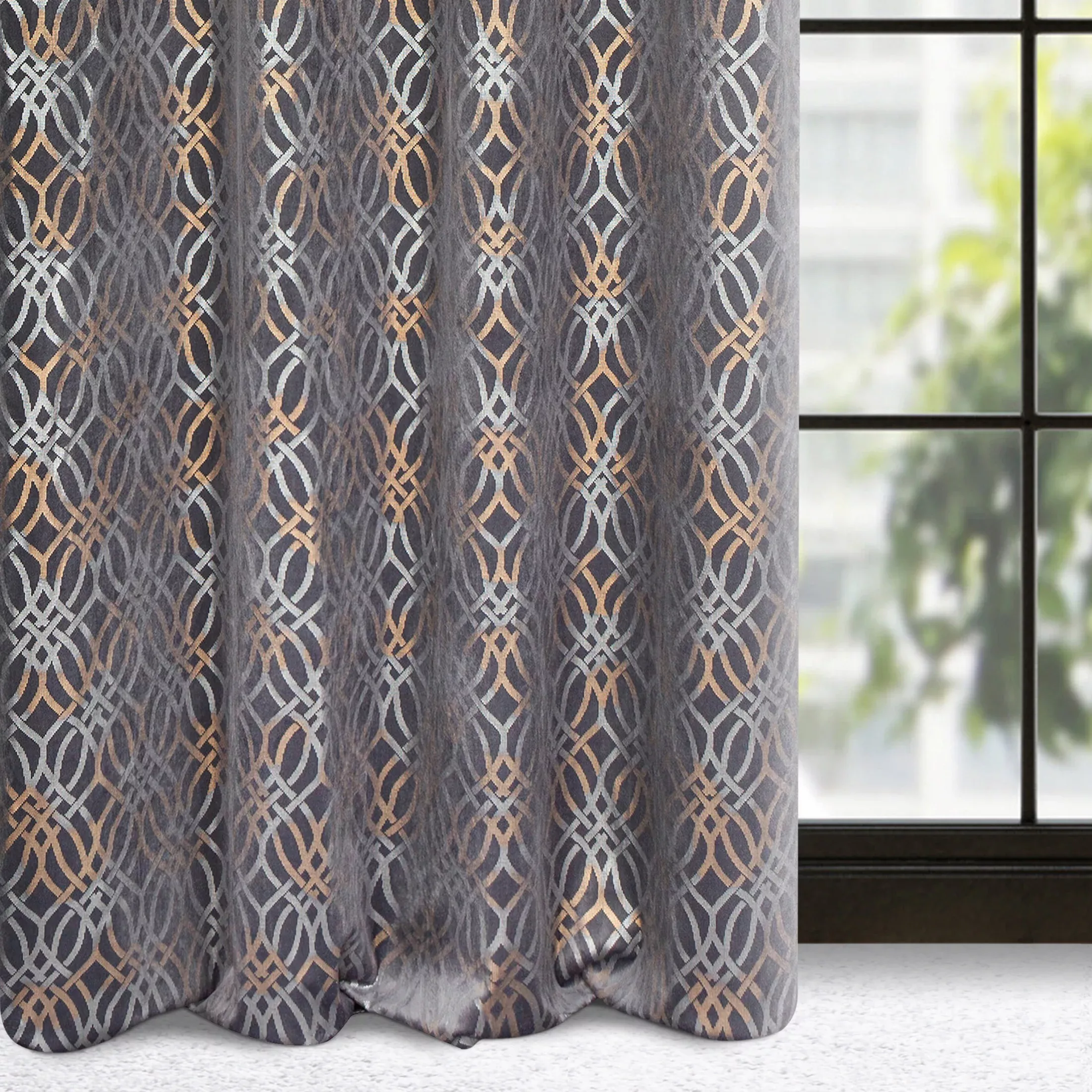 Zasłona stalowo, srebrna z wytłaczanym wzorem, welwetowa 140x250 cm przelotka - ARETA