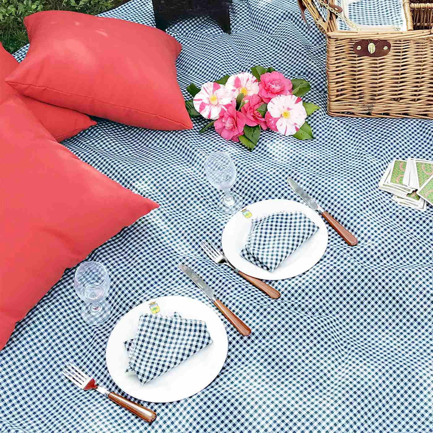 - Nappe pique-nique à revers imperméable vichy vert foncé 140 x 140 cm