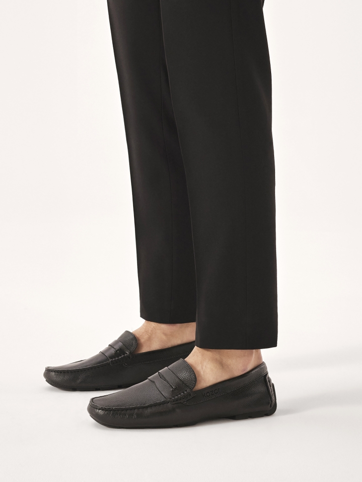 Men's black moccasins