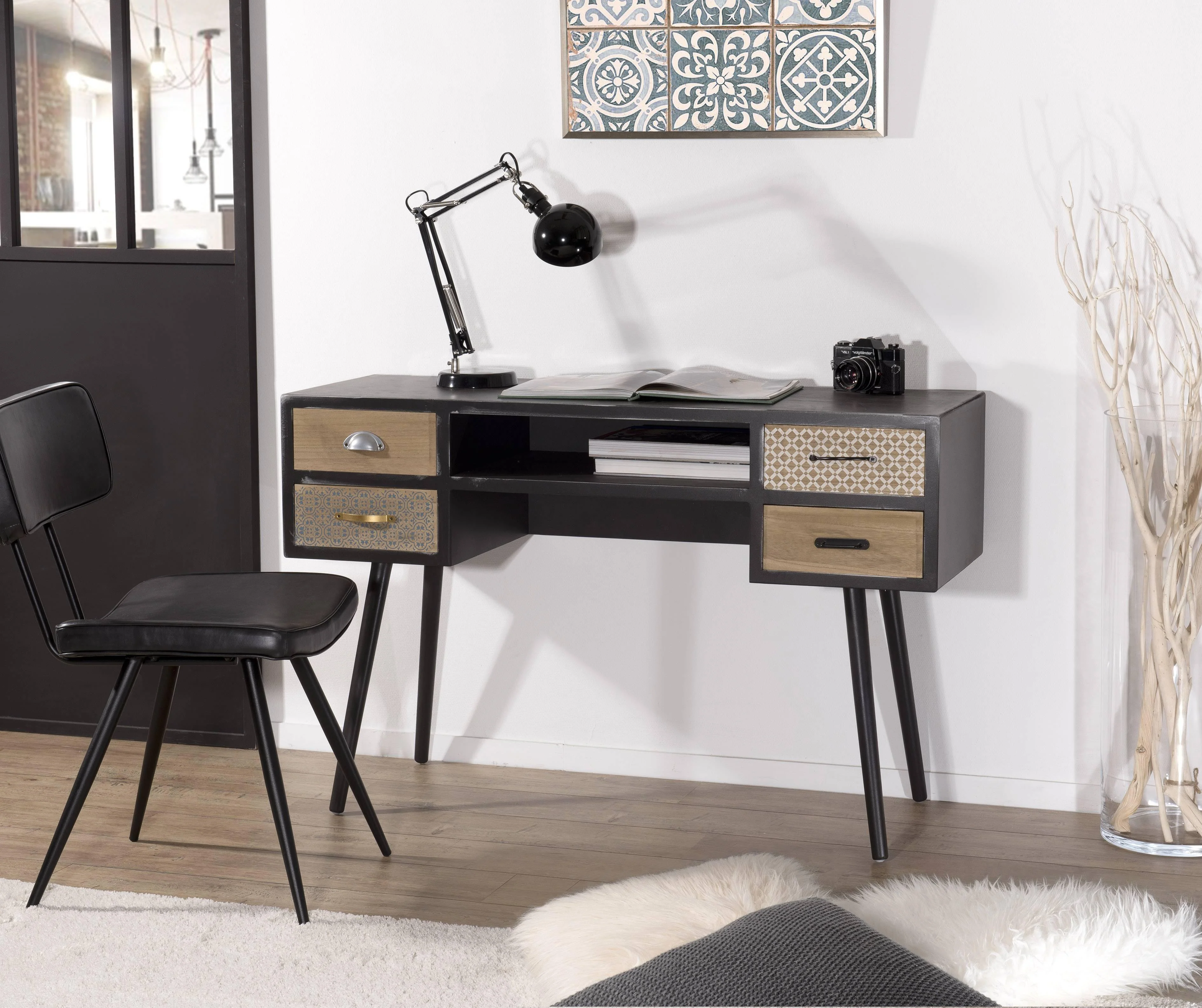 Bureau Sarah