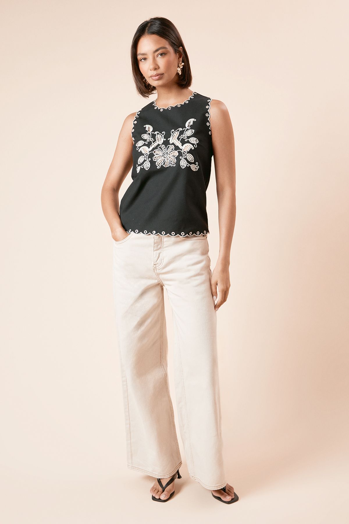Dorothy Perkins Embroidered Cutwork Shell