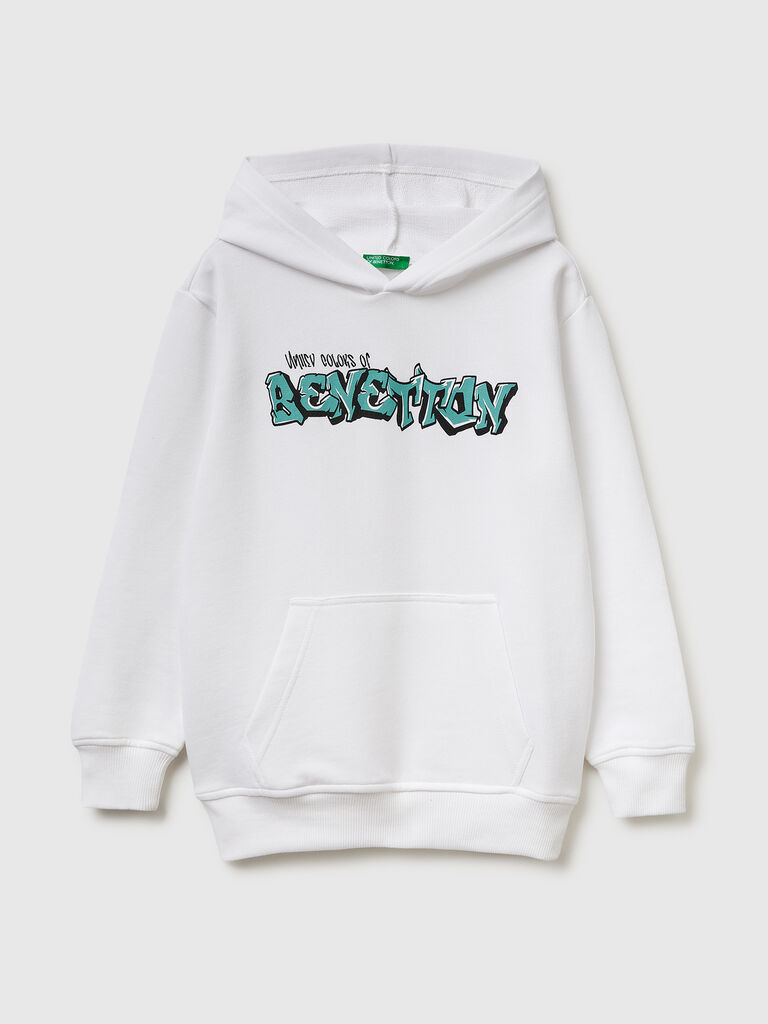 Sweatshirt with logo