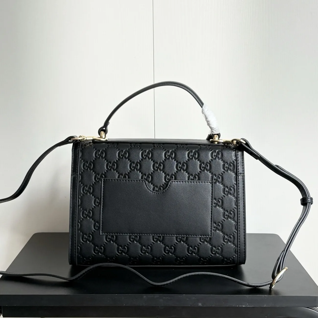 Gucci Padlock medium top handle bag (7A regular version)