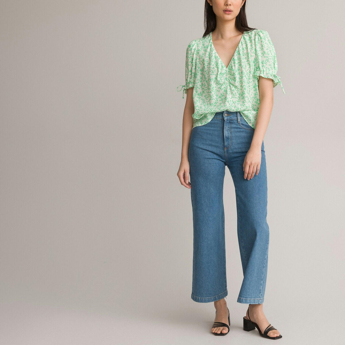 Blouse col v imprimé floral, manches courtes