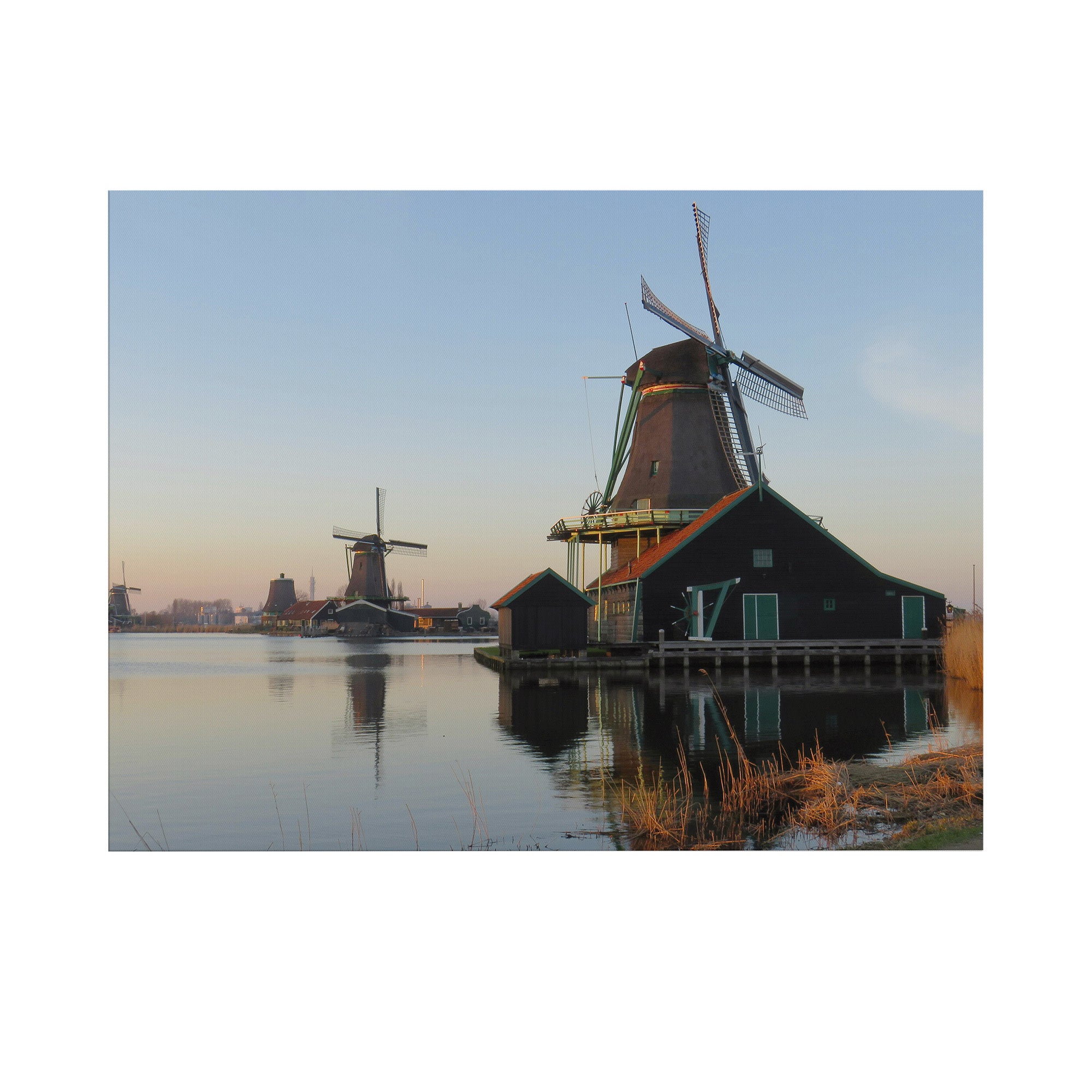 Art for the Home Buitencanvas Nederlandse Molens aan het water