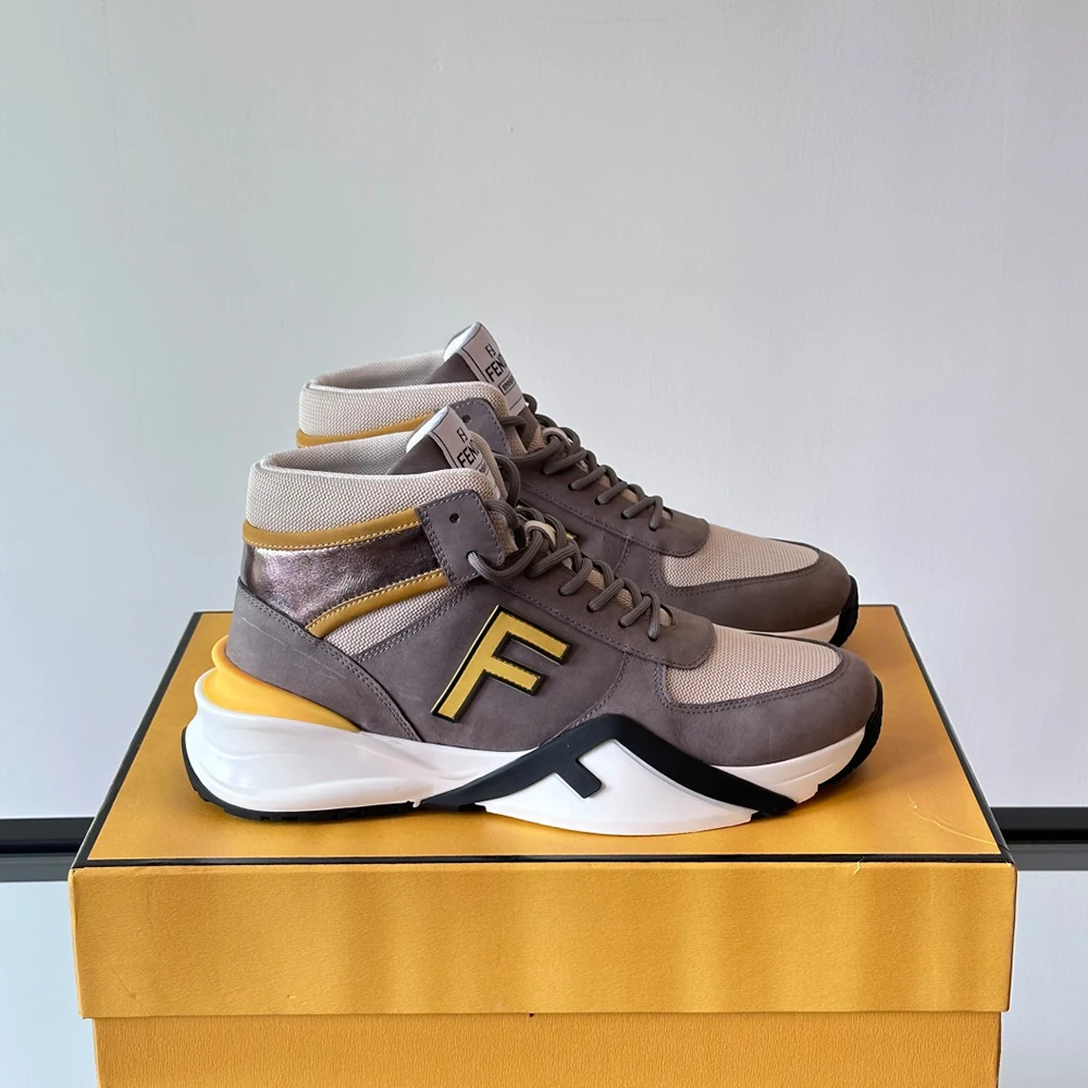 Fendi Casual Sneakers