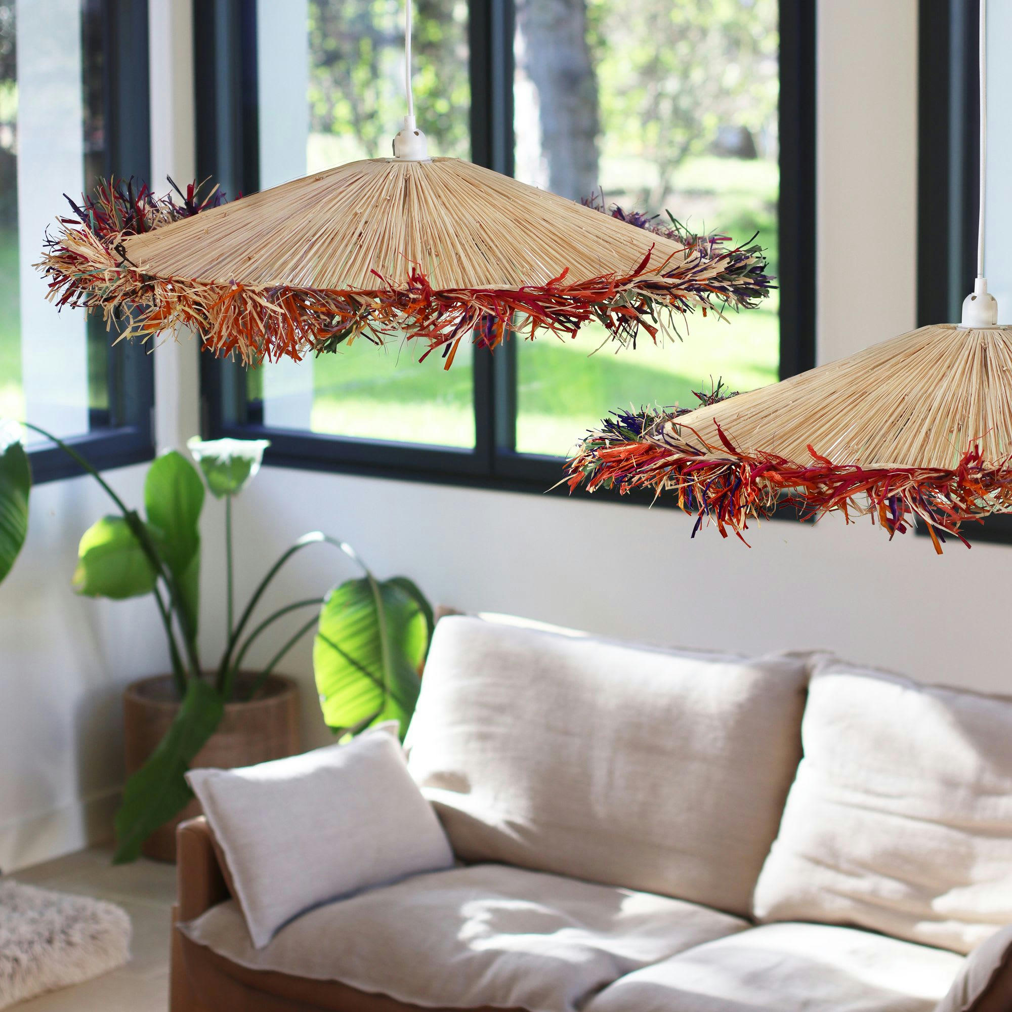 BELAGA - Suspension en raphia coloré Ø70cm