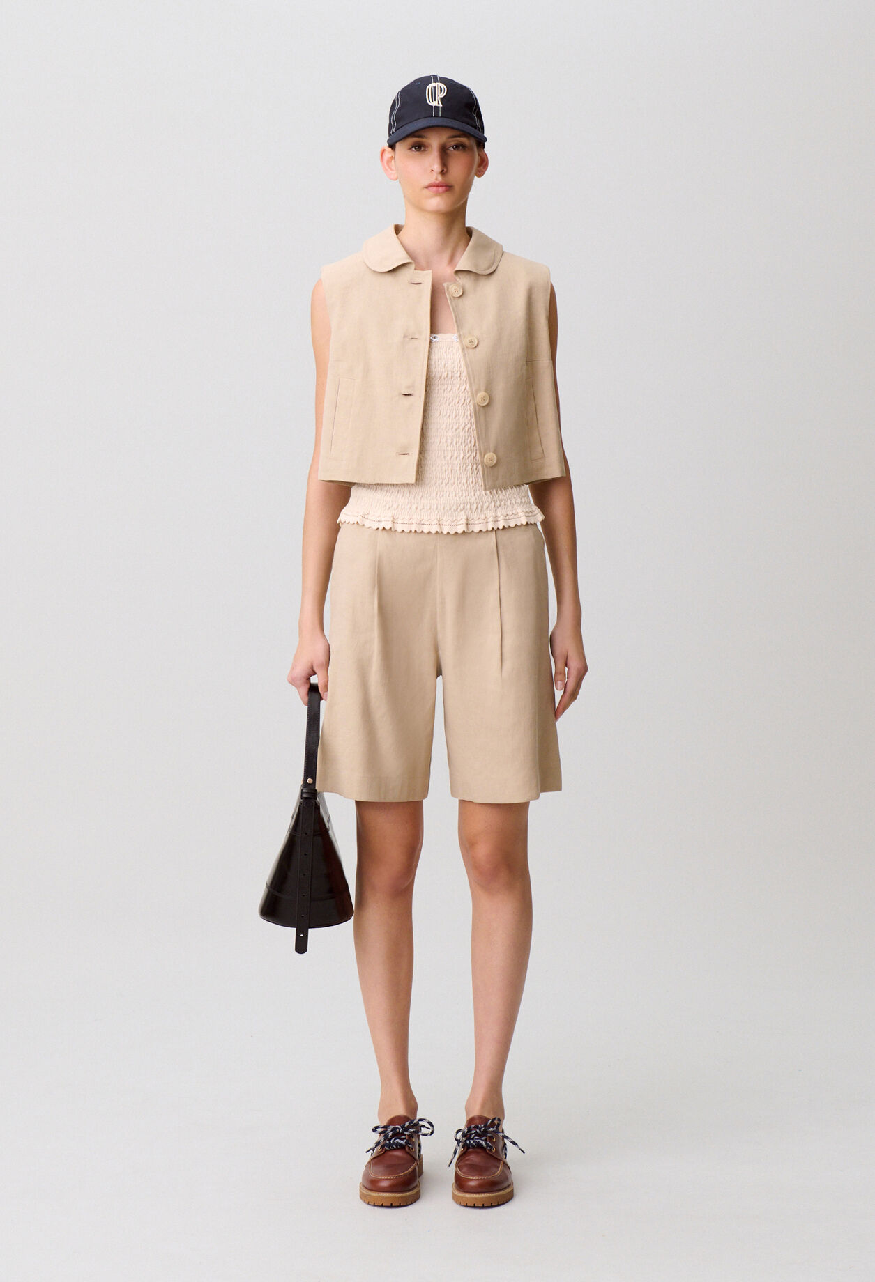 Veste courte tailleur lin