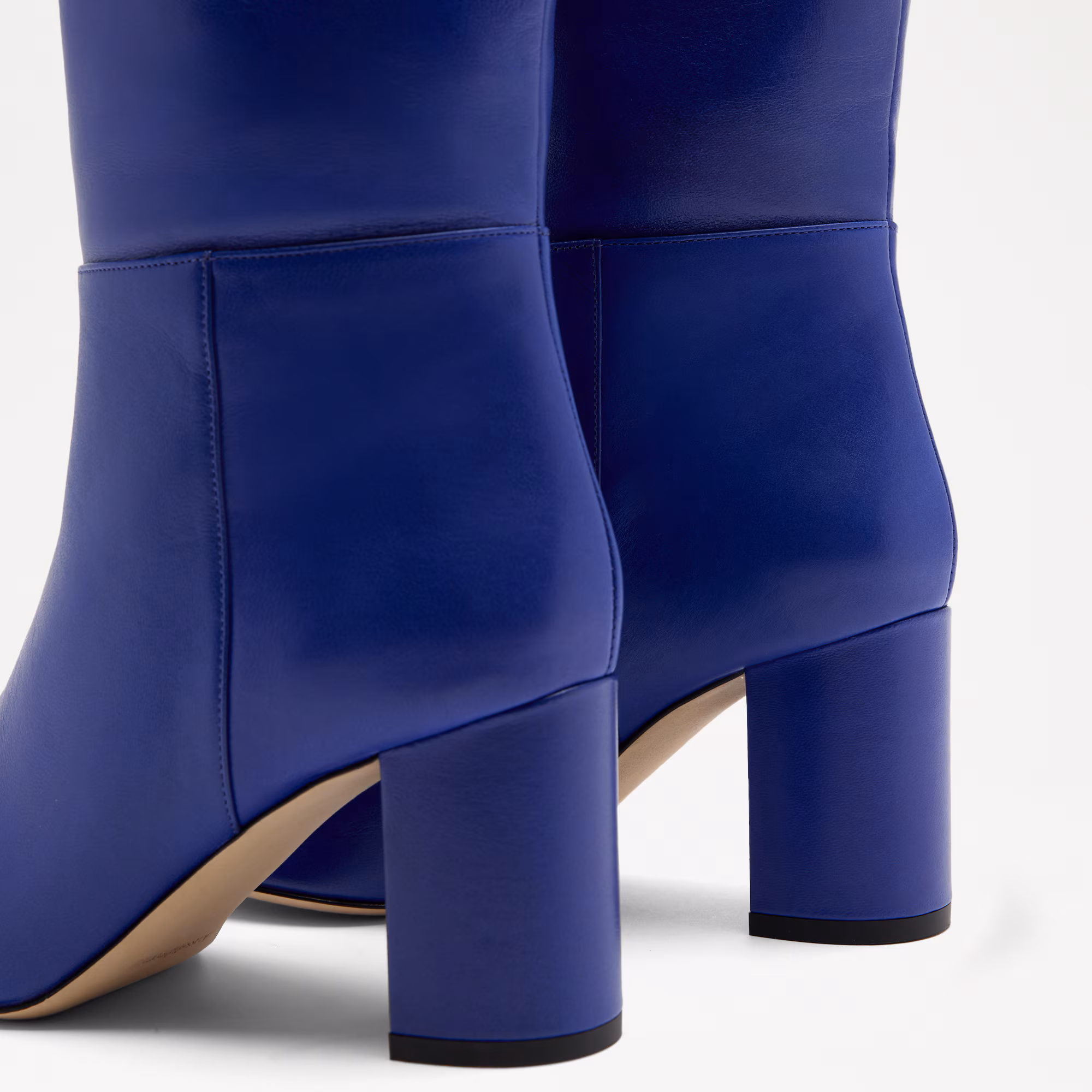 Middlewood<br>Knee High Heeled Boot