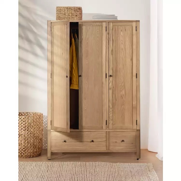 Habitat Finchley 3 Door Wardrobe - Oak