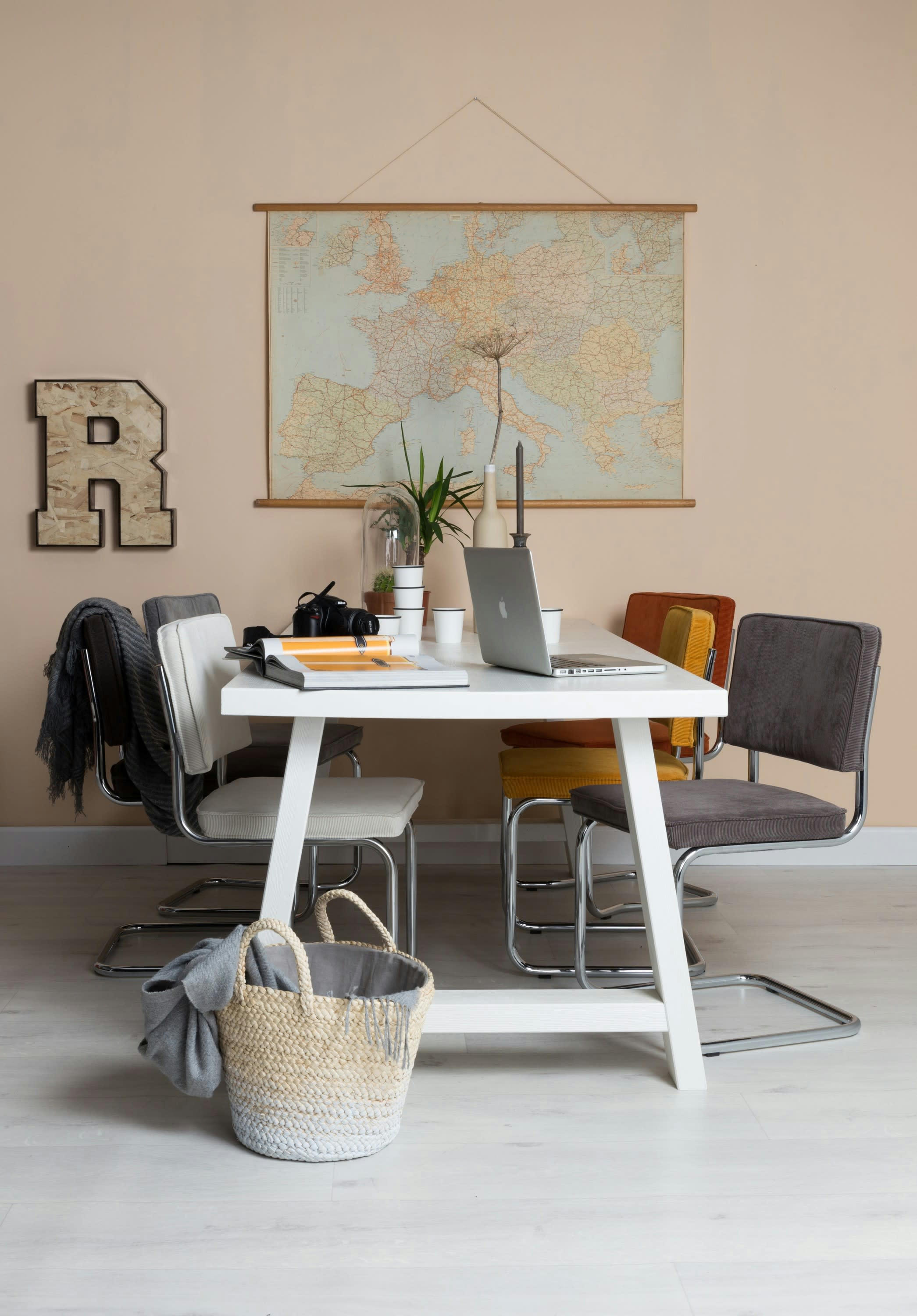 RIDGE RIB - Chaise en tissu rouge