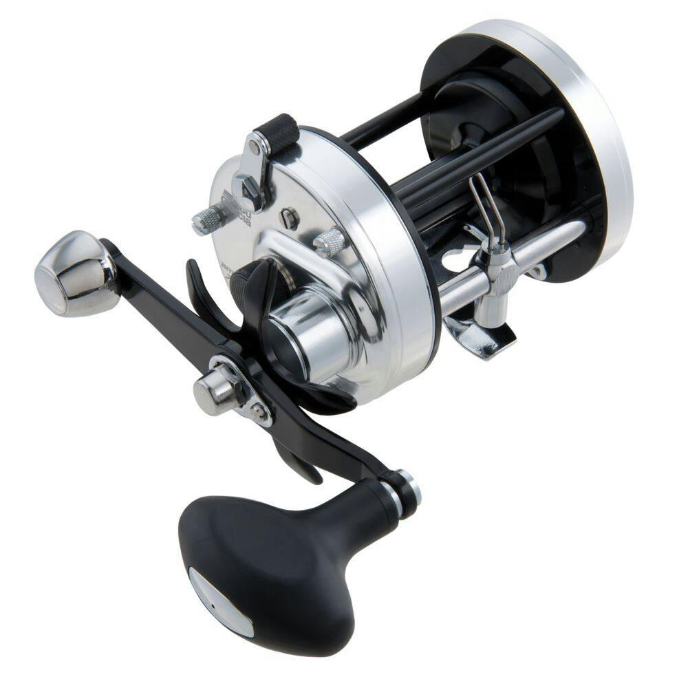 Abu Garcia 7000i C3 Baitcast Fishing Reel, Right Hand, 700