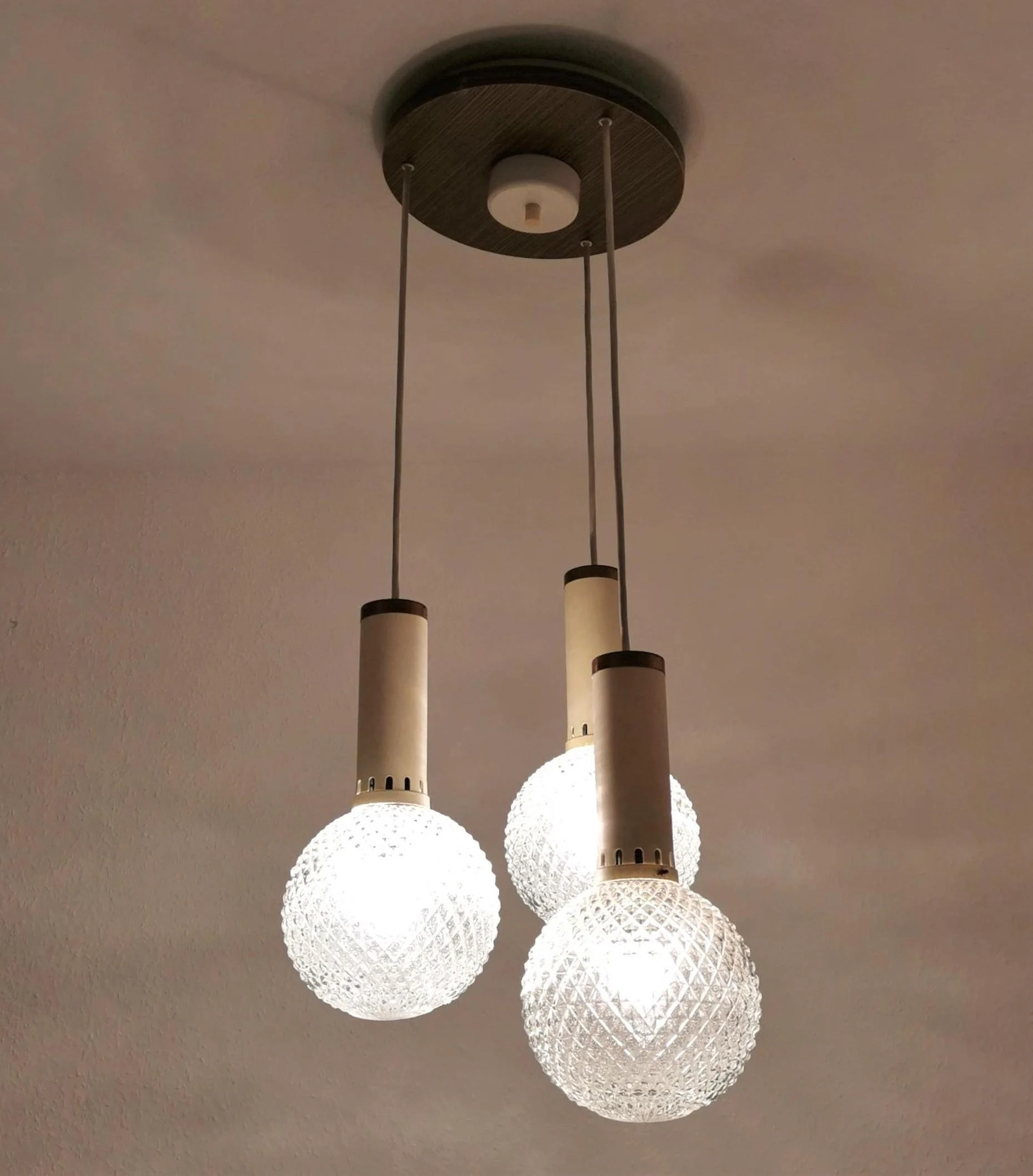 Mid-Century Modern 3-Ball Chandelier: German Crystal Glass, Space Age Lighting