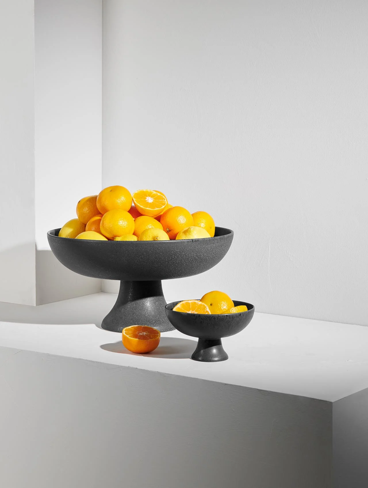 obstschale auf fuß, black iron