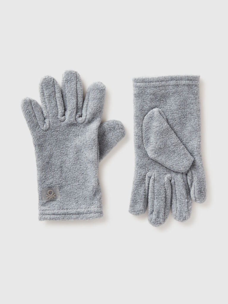 Fleece gloves