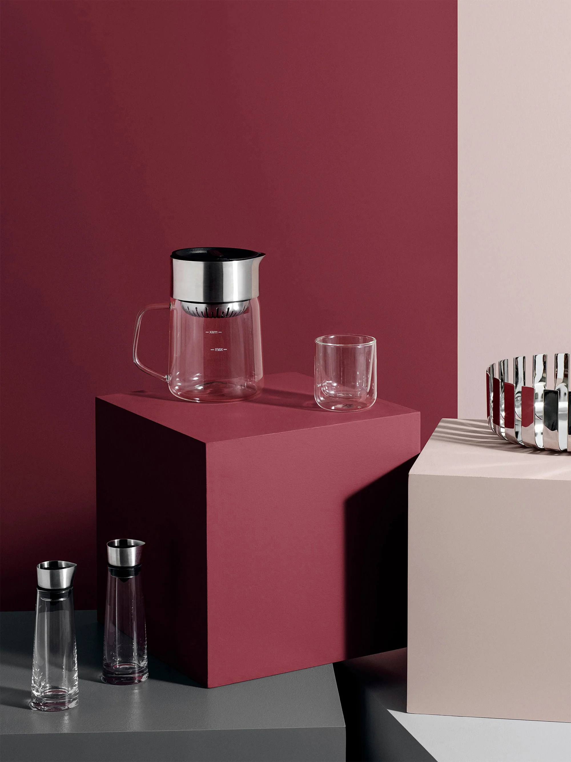 Doppelwandige Glas-Becher Nero, 2er-Set