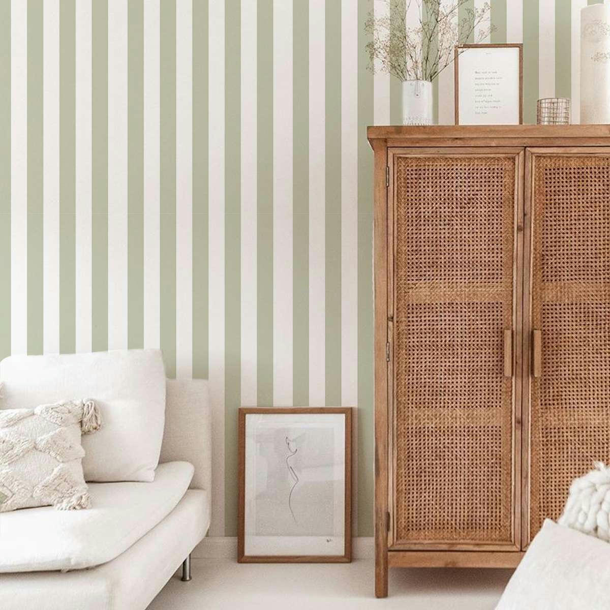 STRIPES - Papier peint vinyle adhésif lignes vert 50x300 cm