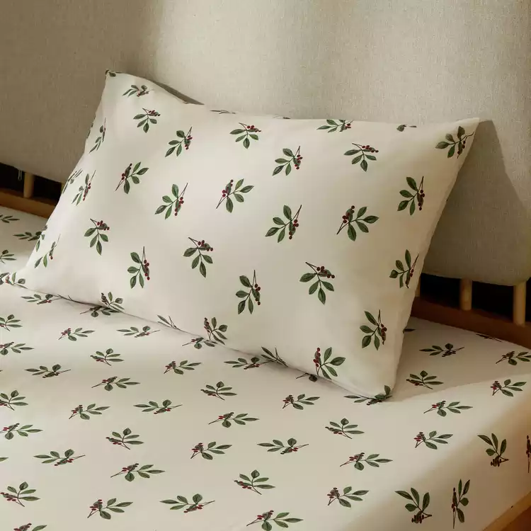 Argos Home Foliage Printed Standard Pillowcase Pair - Cream