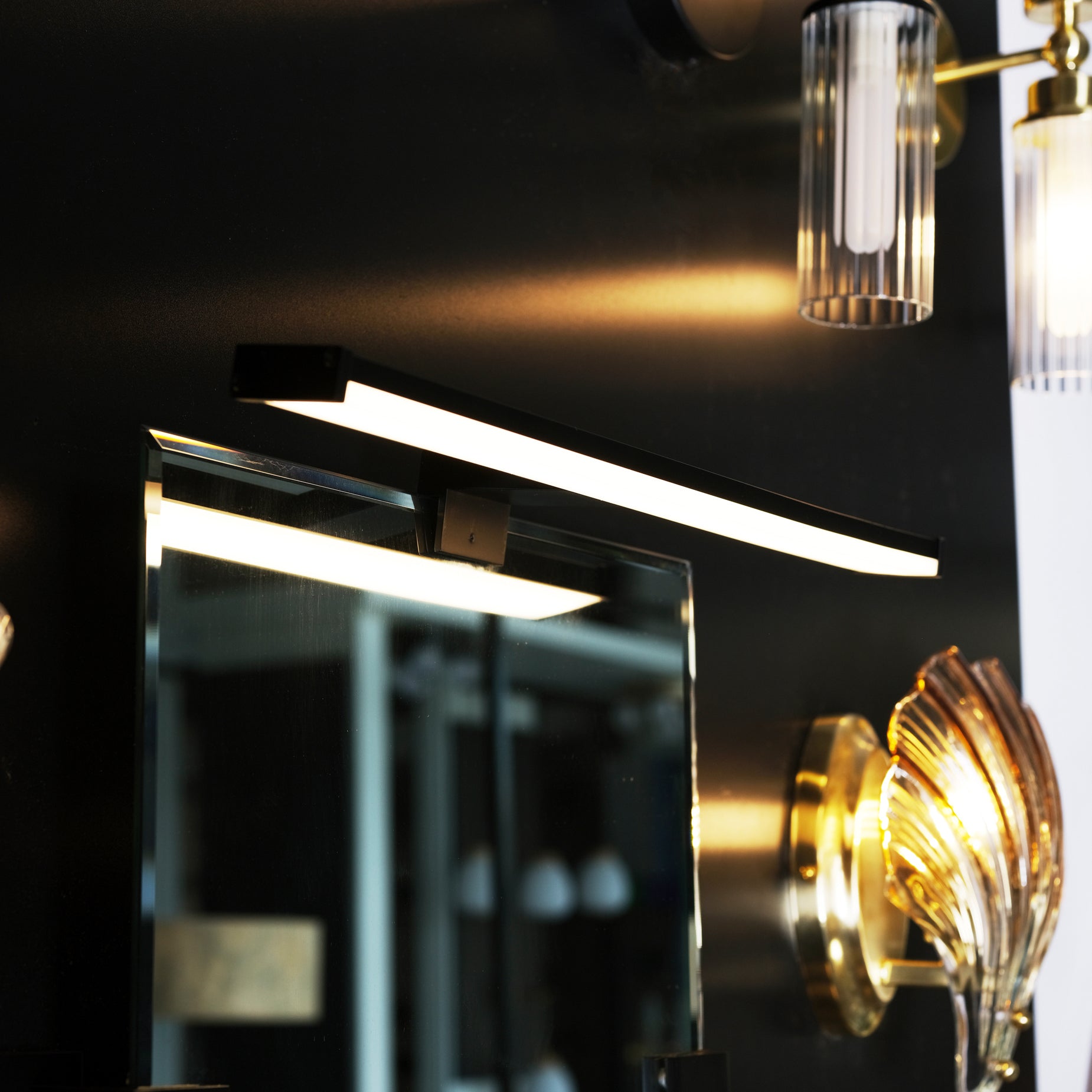 Searchlight Kos Badkamerlamp B 60 cm - Zwart