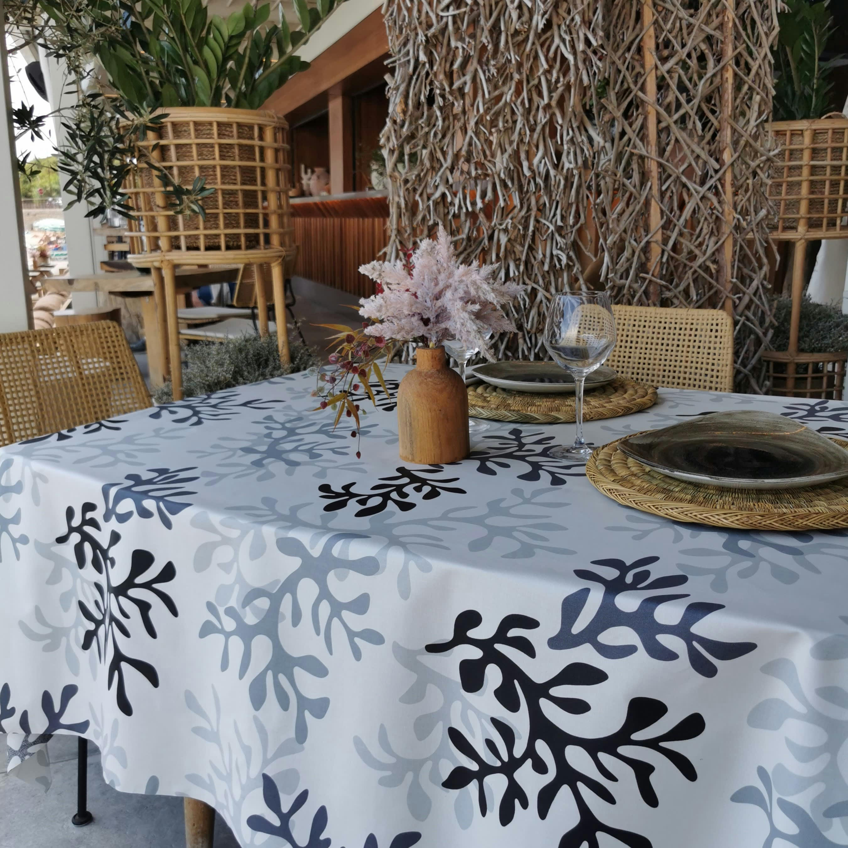 CORAIL - Nappe enduite rectangle 160 x 300 cm noire