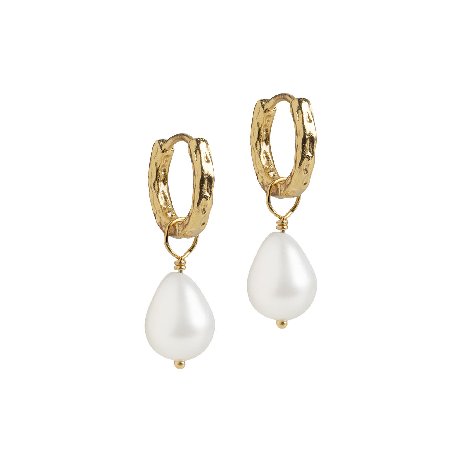 Significant&nbsp;Pearl hoops
