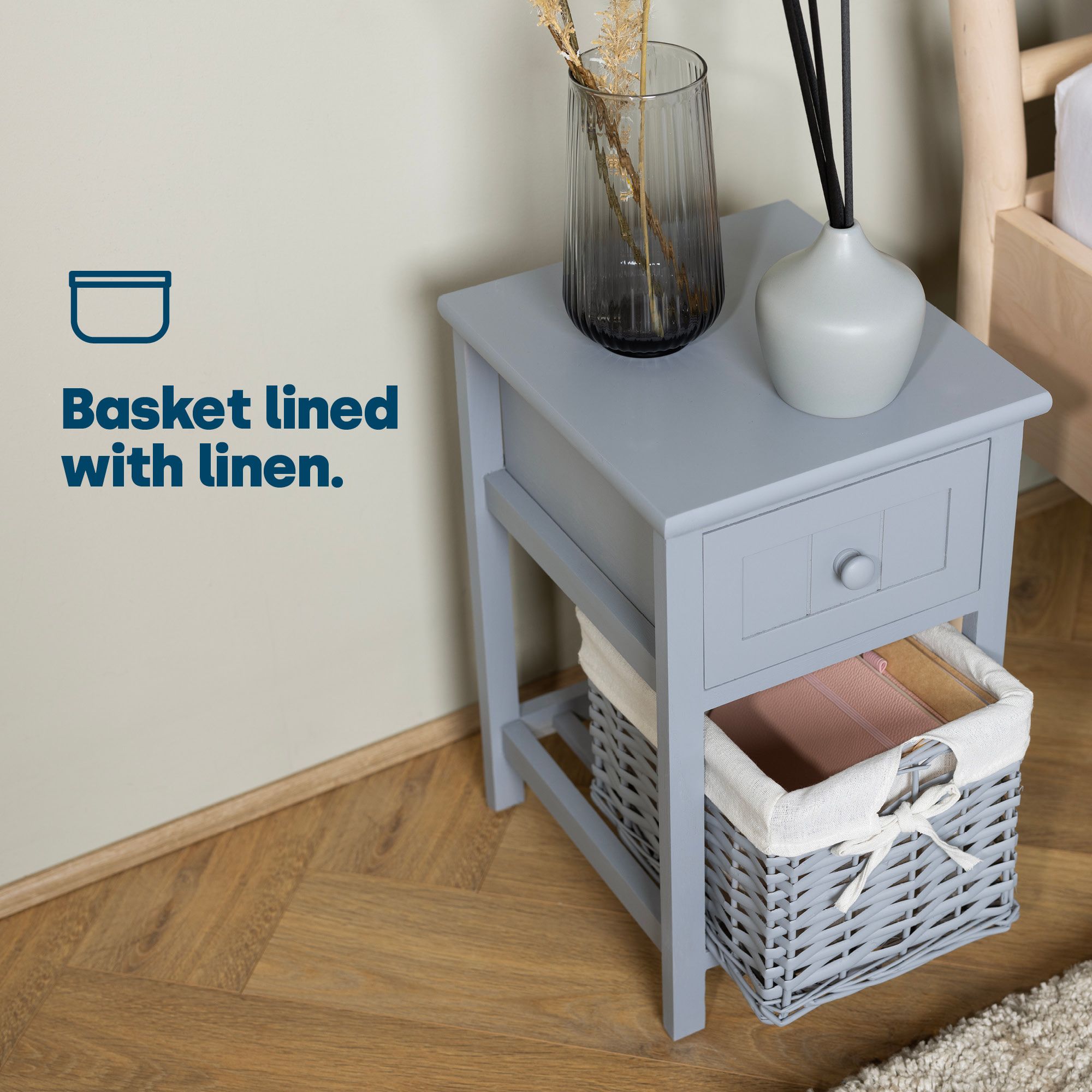 LIVIVO Stylish Bedside Cabinet Table with a Wicker Drawer