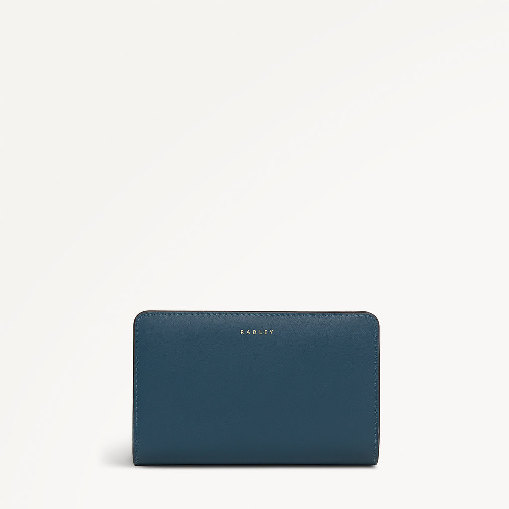 An Ice Day - Medium Bifold Purse