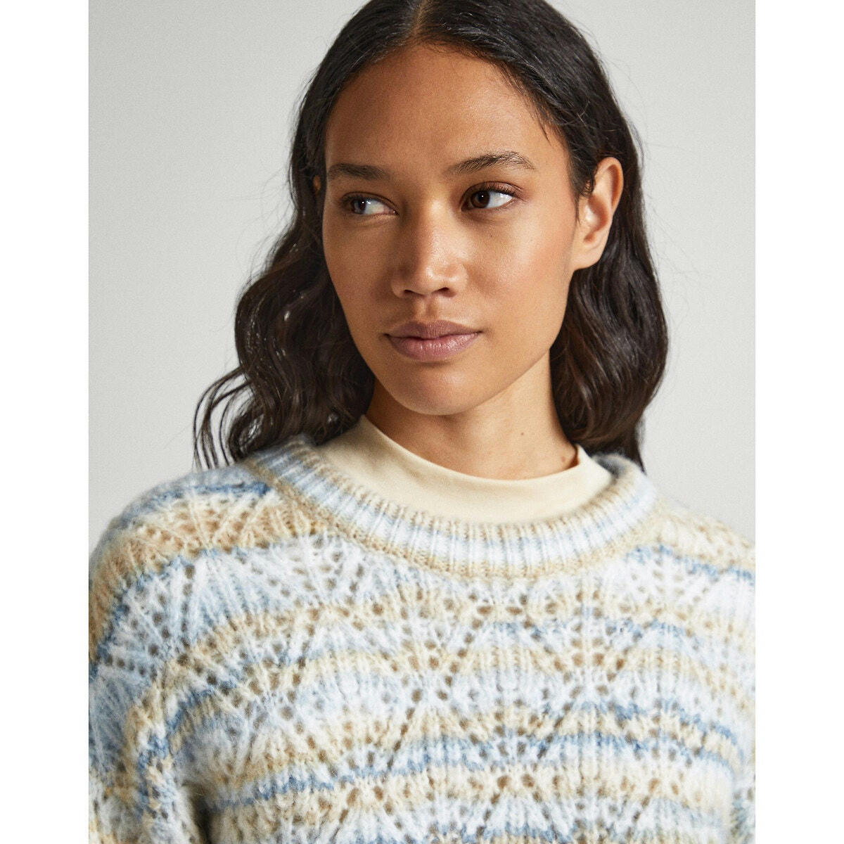 Pull ajouré, col rond