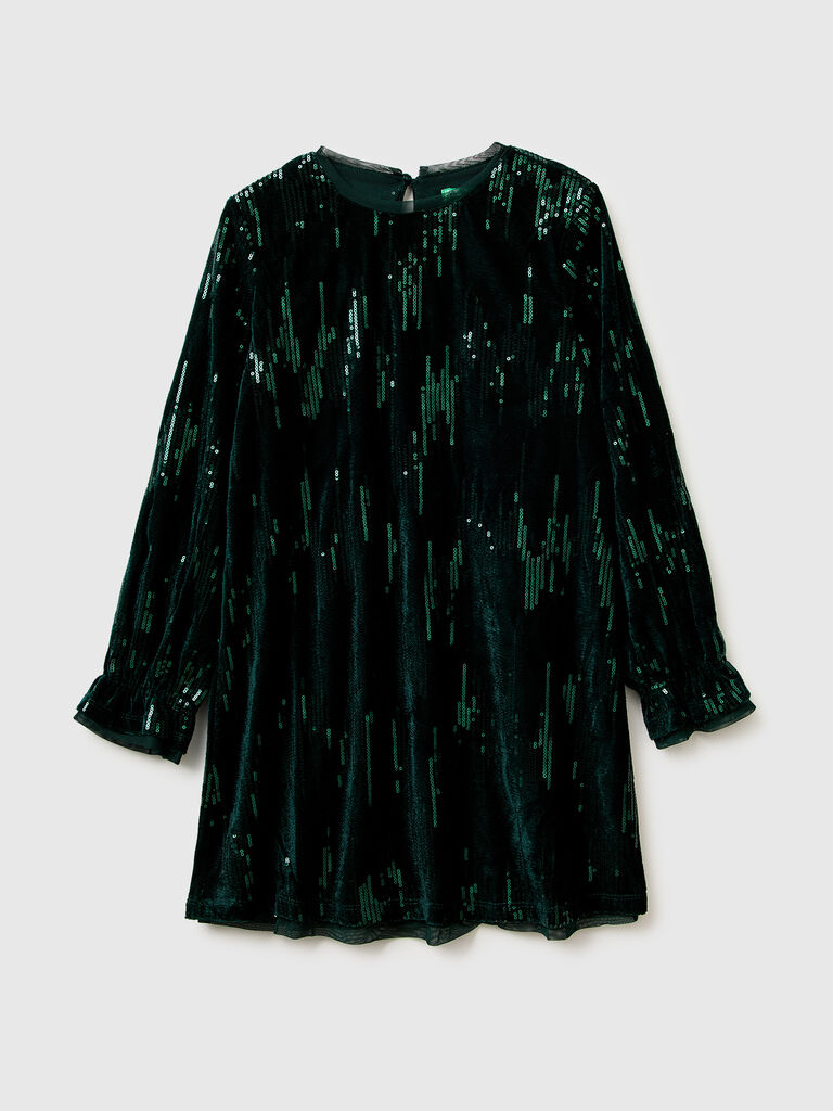 Velvet dress with sequins