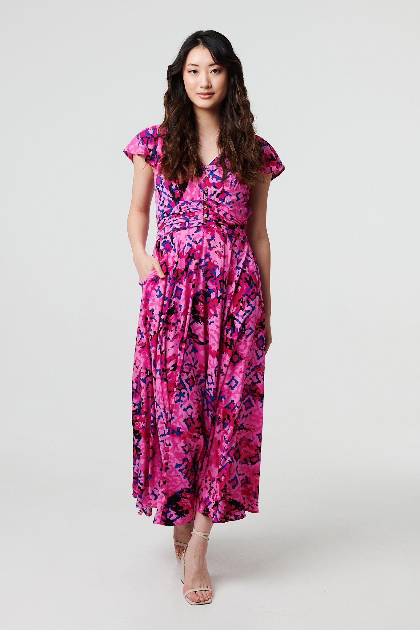 Izabel London Abstract Ruched Waist Cap Sleeve Maxi Dress